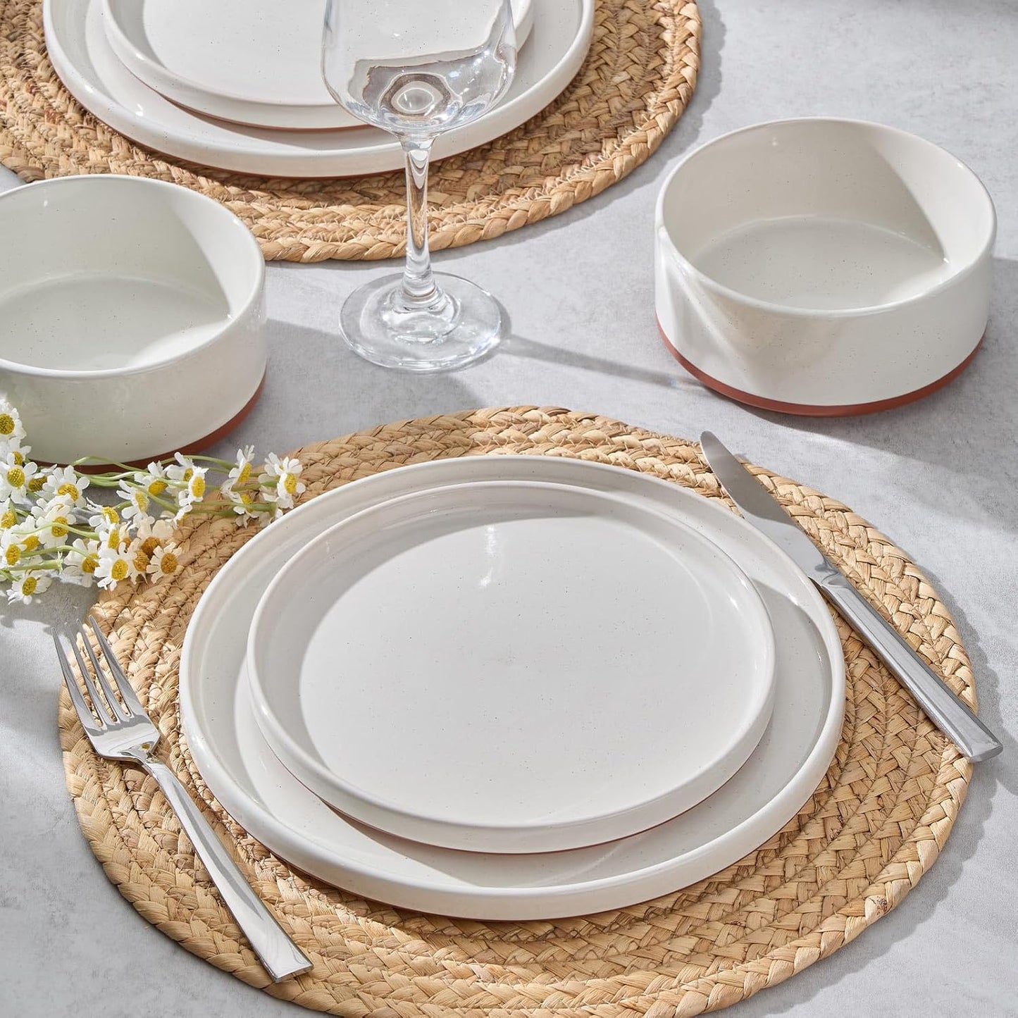LIANYU Plates and Bowls Sets, 12 Pieces Stoneware Dinnerware Set for 4, Modern Kitchen Dinner Set Ceramic Dishware Dishes Set, Microwave and Dishwasher Safe, Cloud White
