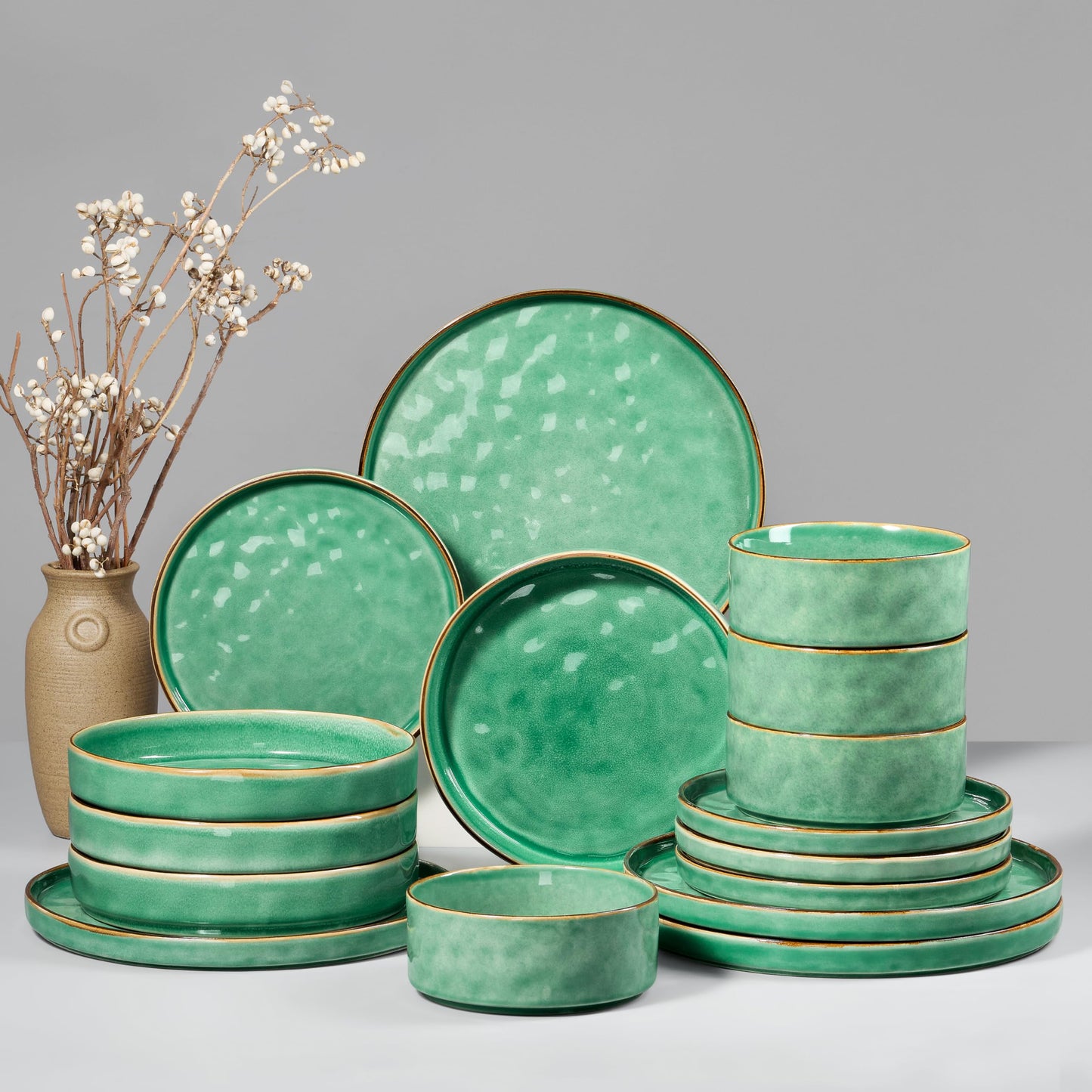 HaWare Dinnerware Sets, 12-Piece Plates and Bowls Set, Stoneware Dish Set for 4, Ceramic Dinnerware for Home Restaurant, Chip and Scratch Resistant, Microwave and Dishwasher Safe, Speckled White