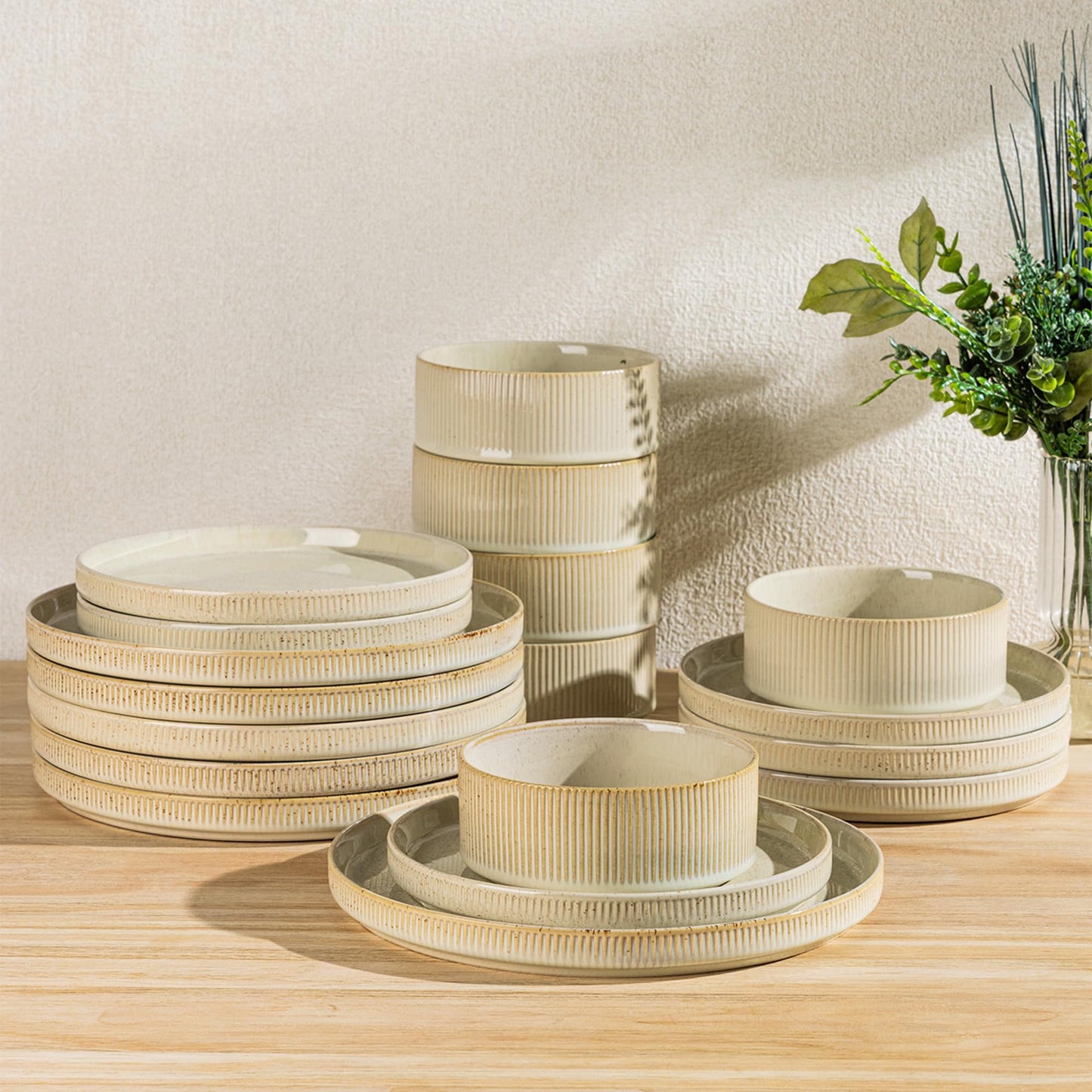 TheTerra Ceramic Dinnerware Sets for 4, 12 Pieces Porcelain Lightweight Plates and Bowls Sets, Scratch Resistant Dish Set, Oven & Microwave & Dishwasher Safe, Beige