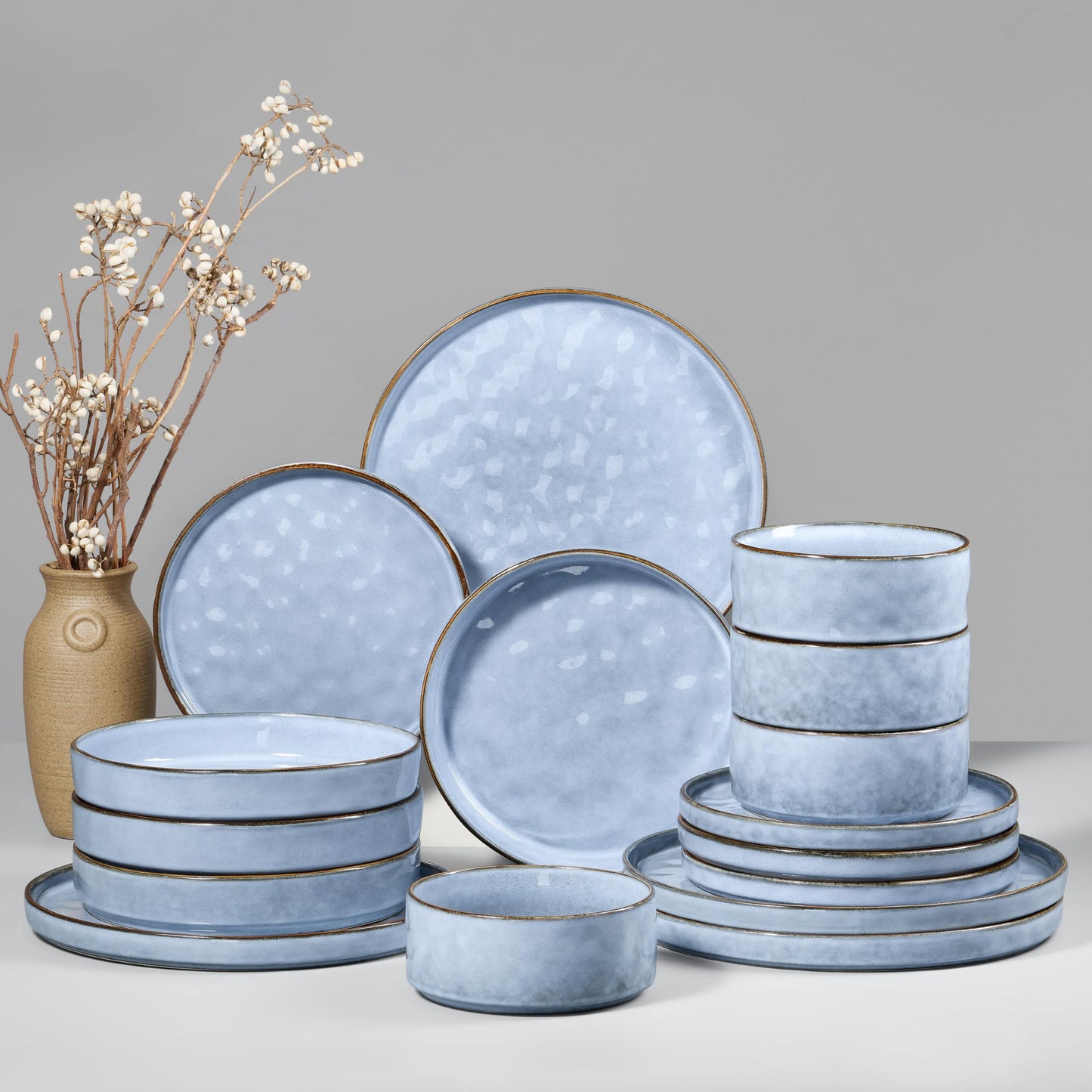 HaWare Dinnerware Sets, 12-Piece Plates and Bowls Set, Stoneware Dish Set for 4, Ceramic Dinnerware for Home Restaurant, Chip and Scratch Resistant, Microwave and Dishwasher Safe, Speckled White