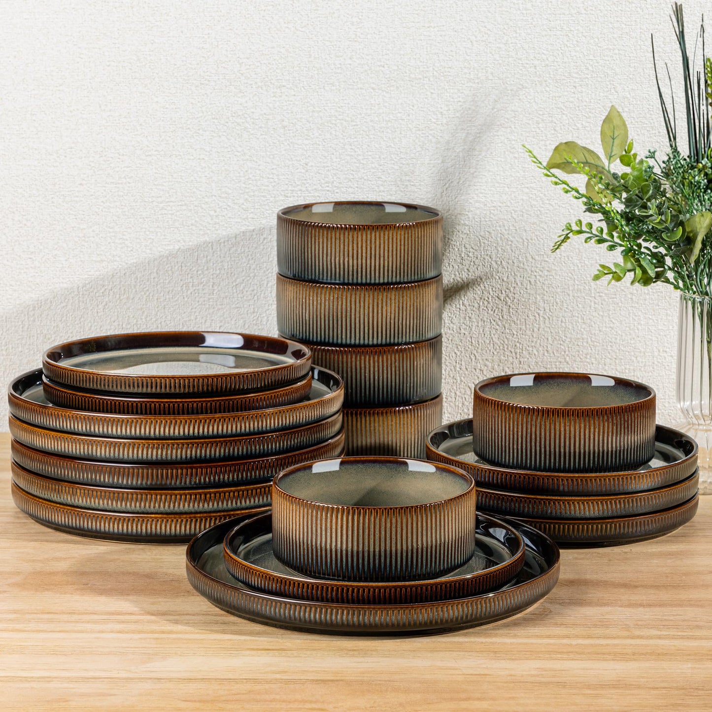 TheTerra Ceramic Dinnerware Sets for 4, 12 Pieces Porcelain Lightweight Plates and Bowls Sets, Scratch Resistant Dish Set, Oven & Microwave & Dishwasher Safe, Beige