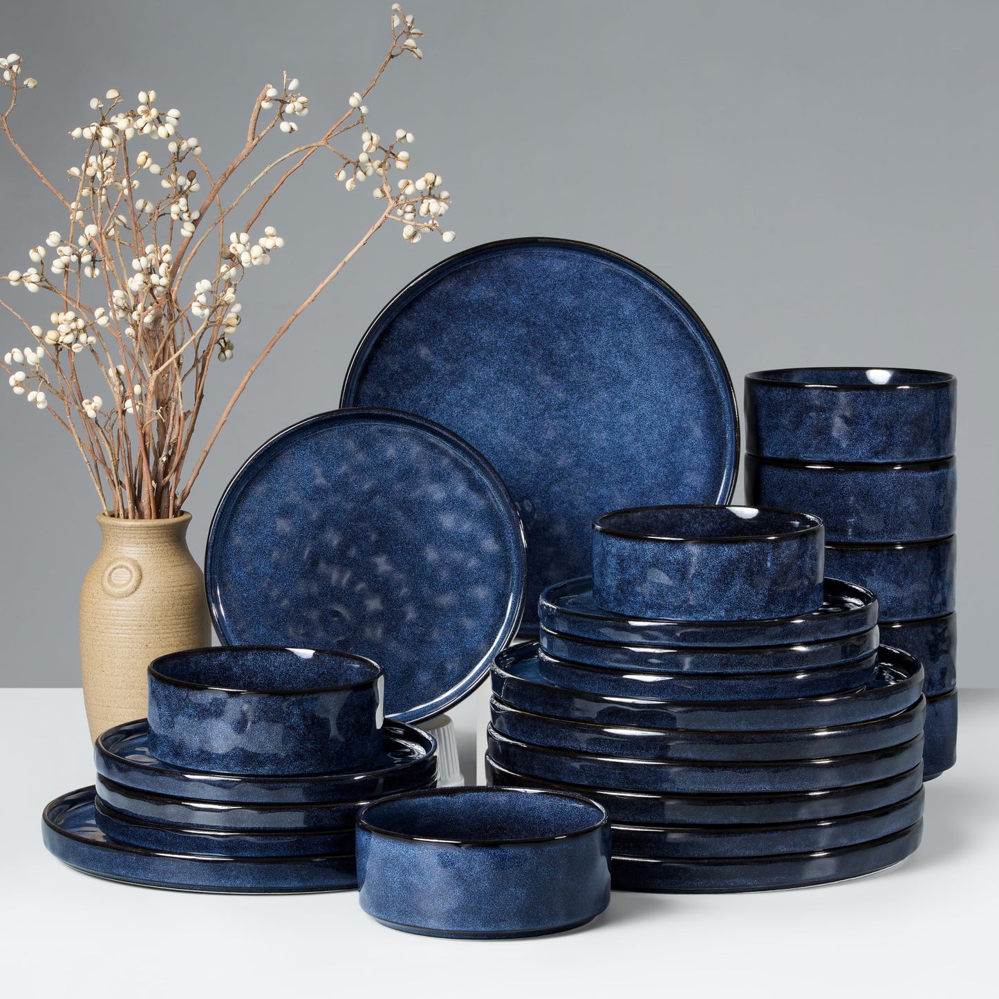 HaWare Dinnerware Sets, 12-Piece Plates and Bowls Set, Stoneware Dish Set for 4, Ceramic Dinnerware for Home Restaurant, Chip and Scratch Resistant, Microwave and Dishwasher Safe, Speckled White